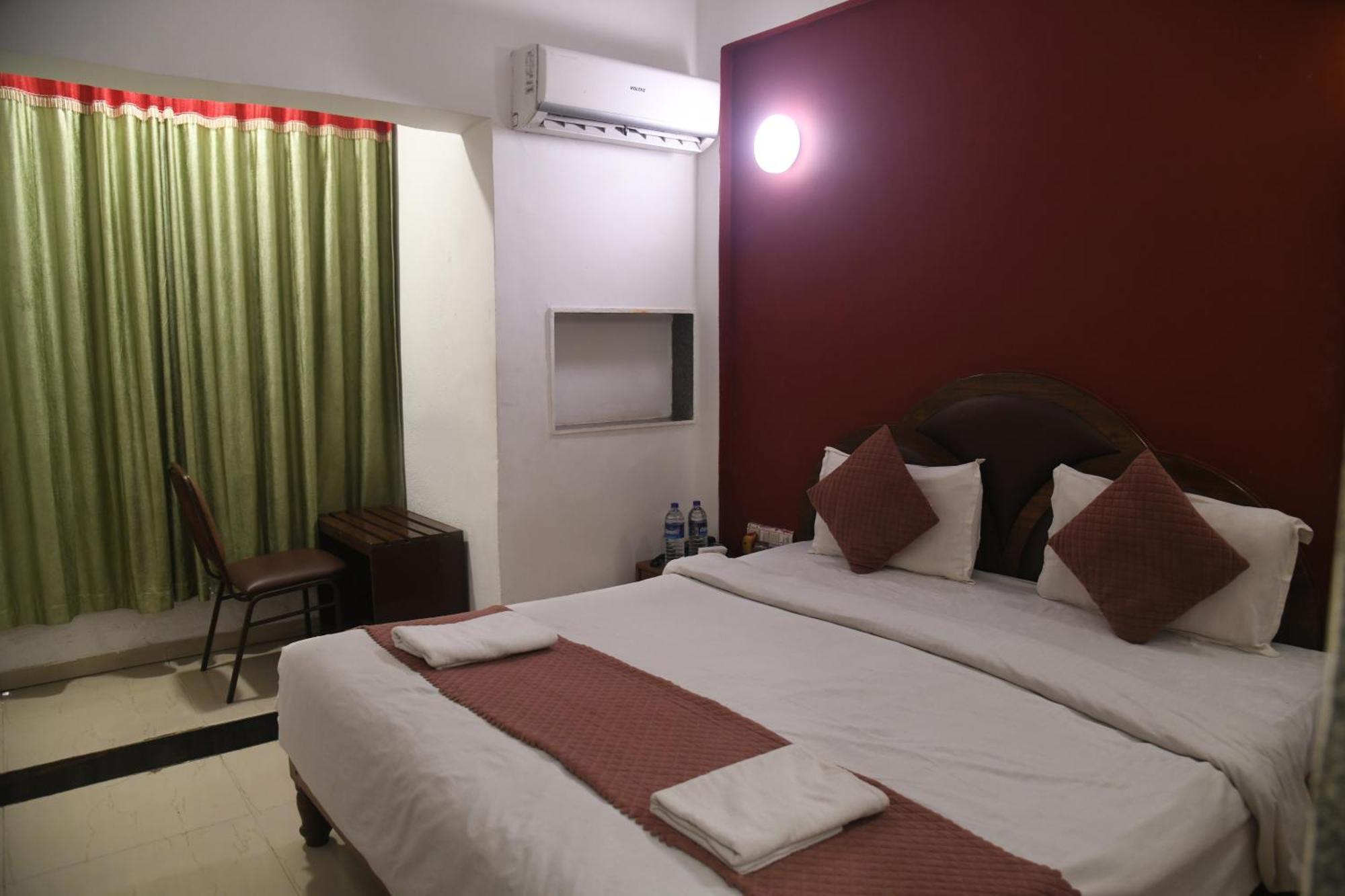 Hill Forest Resort Lonavala Exterior photo